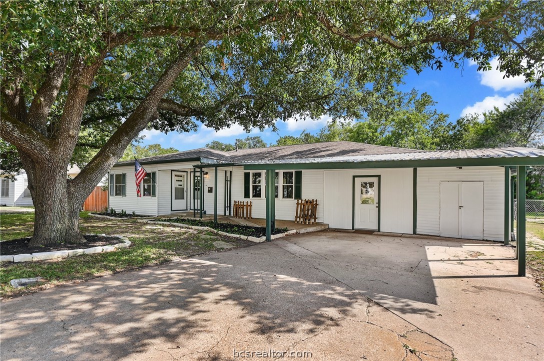Burt St, Bryan, TX 77802