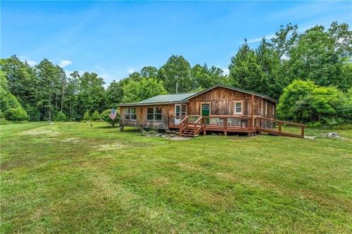 123 Hemlock Ln, Utica, PA, 16362-1713 | Card Image