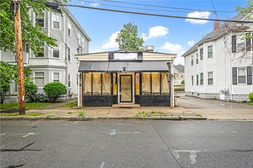 228 Oakland Ave, Providence, RI, 02908-3645 | Card Image