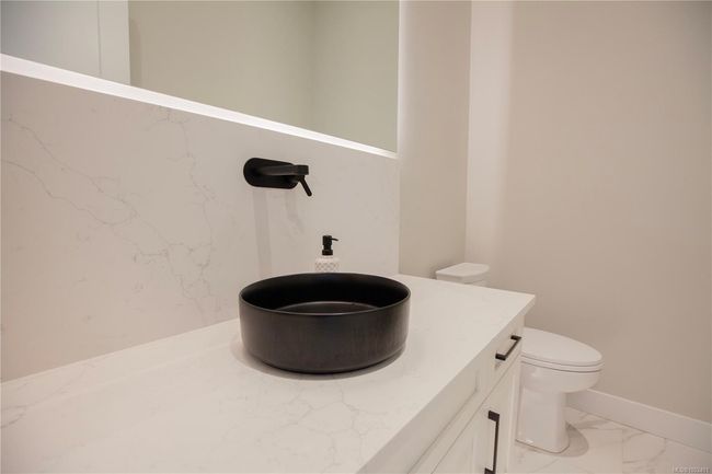 850 Snowdrop Ave, House other with 6 bedrooms, 6 bathrooms and 5 parking in Victoria BC | Image 28