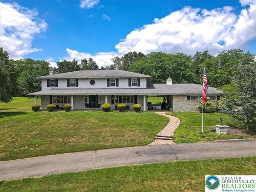 2530 Mahoning Dr W, Lehighton, PA, 18235-9521 | Card Image