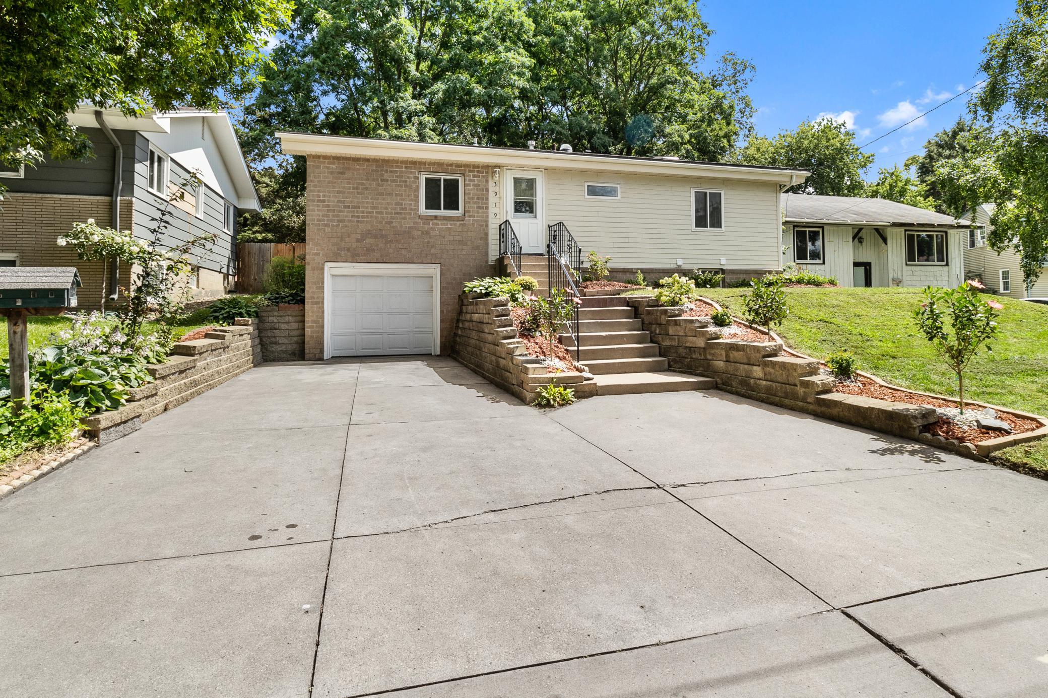 Ulysses St, Minneapolis, MN 55421