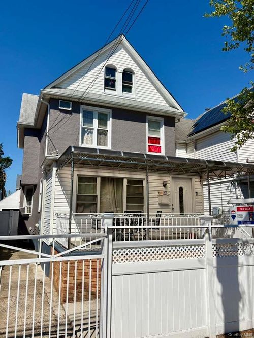 9716 127th Street, New York, NY, 11419 | Card Image