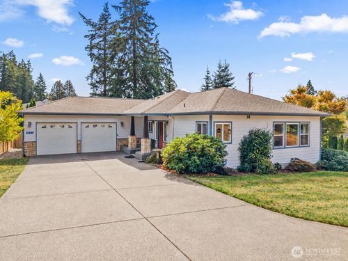 1987 Nw Rampart Ridge Ct, Bremerton, WA, 98311-9049 | Card Image