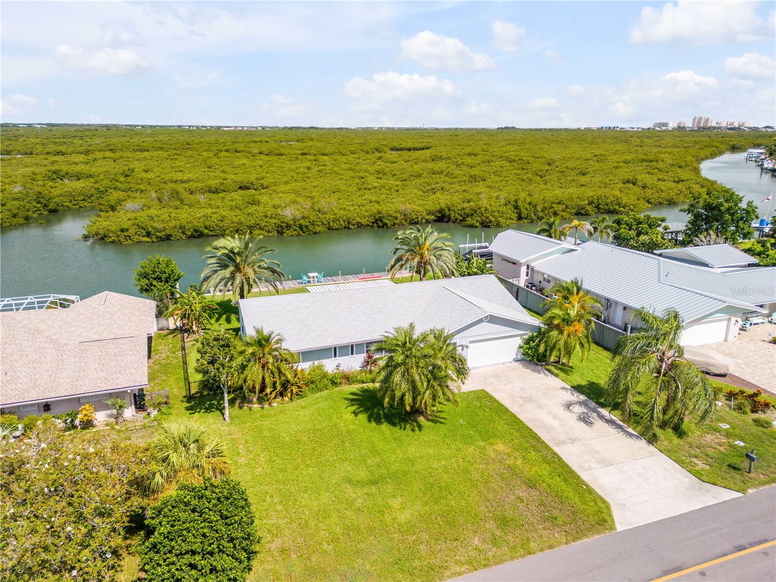 Quay Assisi , New Smyrna Beach, FL 32169
