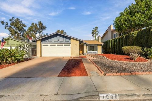 1006 Angelus, San Diego, CA, 92114 | Card Image
