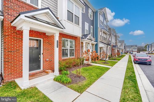 1823 Iris Ln, HANOVER, MD, 21076-2430 | Card Image