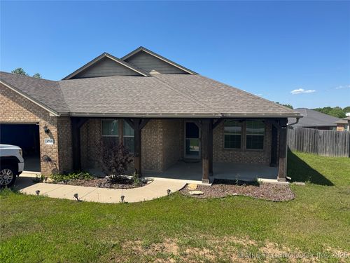 4715 Travertine, Ardmore, OK, 73401-5526 | Card Image