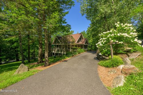 81 Chanterwood Rd, Lee, MA, 01238 | Card Image