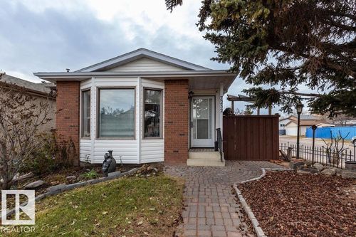 7232 183b St Nw, Edmonton, AB, T5T3Z7 | Card Image