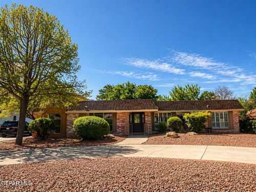 6028 Torrey Pines Dr, El Paso, TX, 79912-2030 | Card Image