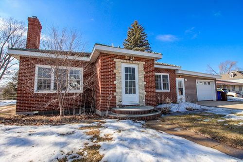 705 Marshall Ave, Henning, MN, 56551-4008 | Card Image
