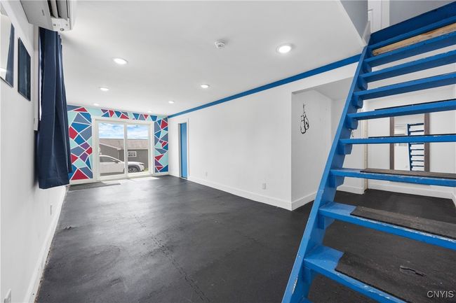 First floor of Barn | Image 27