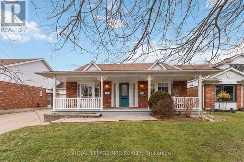 3480 Frederick Ave, Vineland, ON, L0R2C0 | Card Image