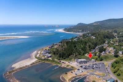 2045 Netarts Bay Rd W, House other with 4 bedrooms, 3 bathrooms and null parking in Tillamook OR | Image 2