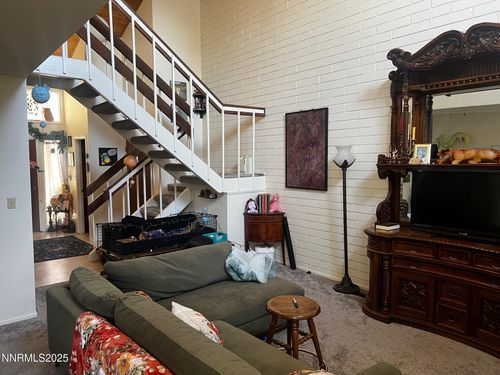 4004 Ruth Ct, Reno, NV, 89509-5425 | Card Image