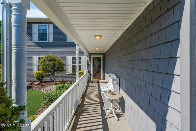39 Honeysuckle Way, House other with 4 bedrooms, 3 bathrooms and null parking in Howell NJ | Image 8