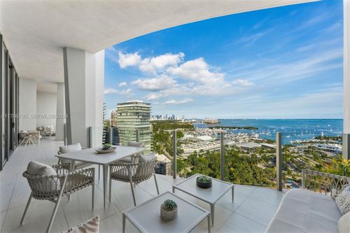 20bc-2811 S Bayshore Dr, Miami, FL, 33133-6087 | Card Image