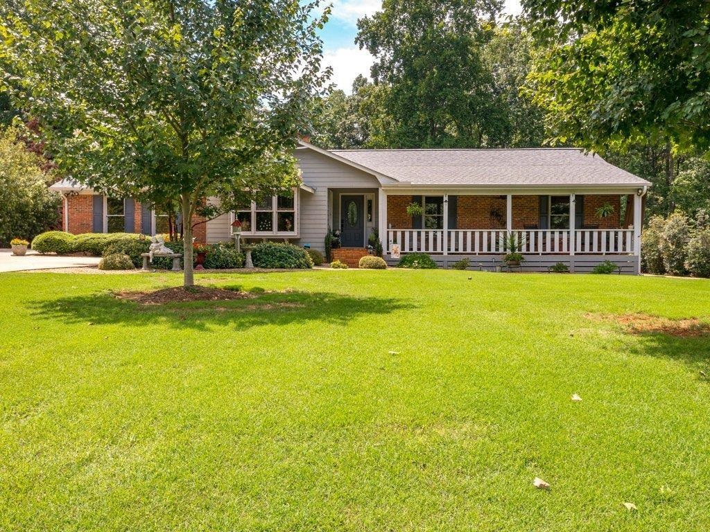Lakewinds Blvd, Inman, SC 29349