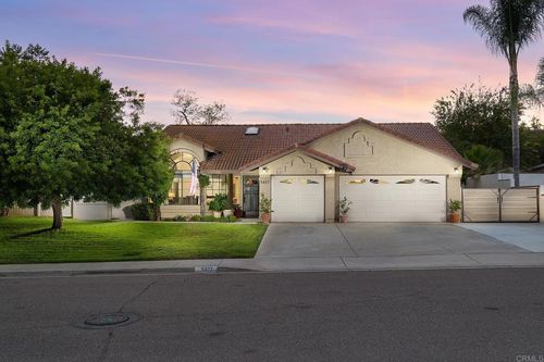 5417 Triple Crown Dr, Bonsall, CA, 92003-3517 | Card Image