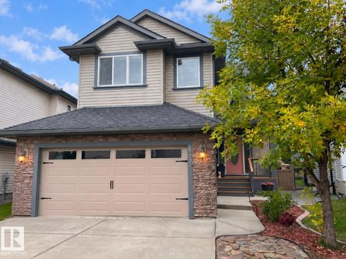 8431 Sloane Cres Nw, Edmonton, AB, T6R0L3 | Card Image