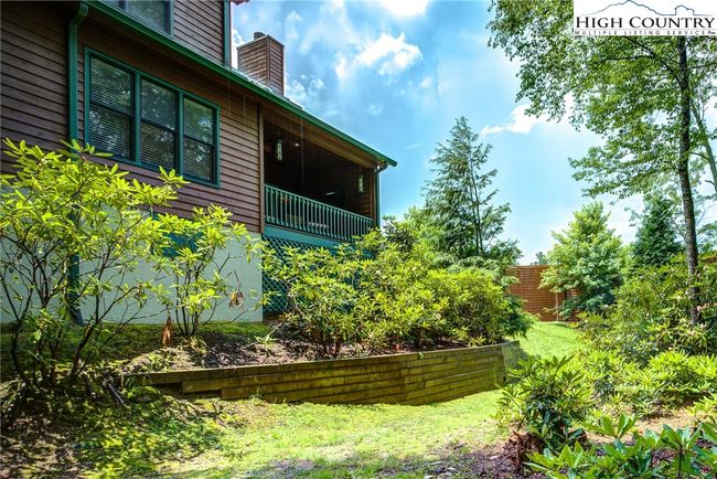 101 - 101 Clary Ct, Townhouse with 3 bedrooms, 3 bathrooms and null parking in Blowing Rock NC | Image 8