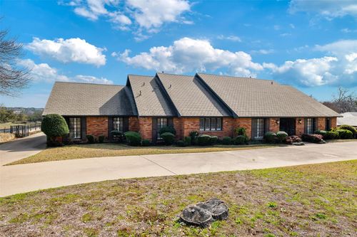 1421 Westover Ln, Fort Worth, TX, 76107-3547 | Card Image