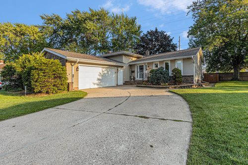 8838 Madison Ct, Munster, IN, 46321-2413 | Card Image