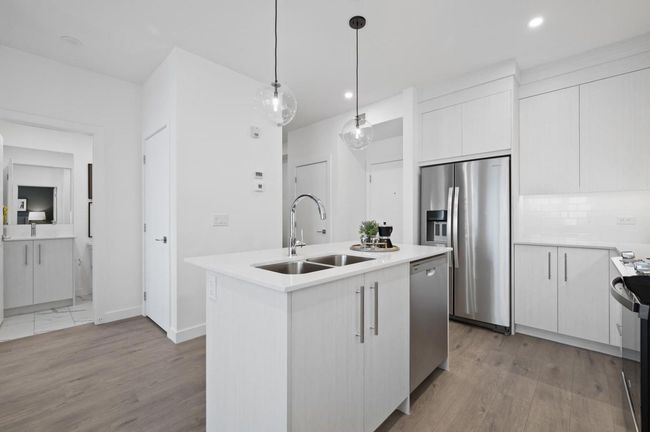 3314 - 6 Merganser Drive W, Condo with 2 bedrooms, 2 bathrooms and 1 parking in Chestermere AB | Image 4