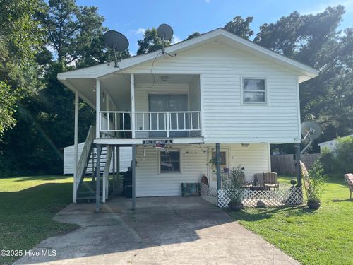 1048 Snug Harbor Rd, Hertford, NC, 27944-1464 | Card Image