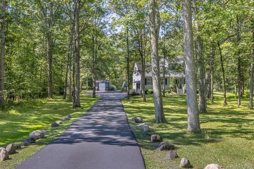 32 Stella Dr, Gardiner, NY, 12525-5414 | Card Image