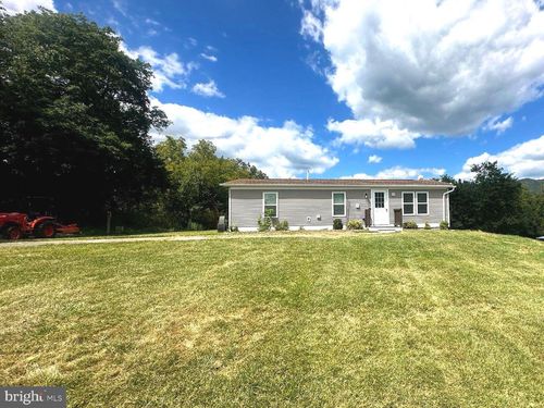 9715 Back Rd, MAURERTOWN, VA, 22644-1905 | Card Image