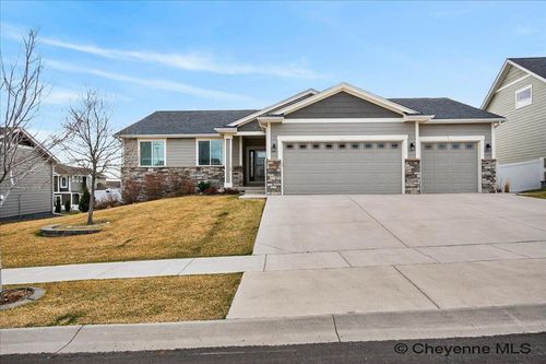 1315 Marie Ln, Cheyenne, WY, 82009-3865 | Card Image