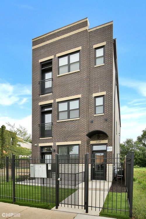 6349 S Maryland Ave, Chicago, IL, 60637-3513 | Card Image