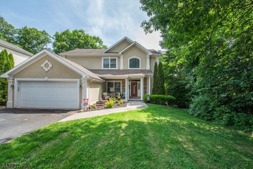 46 Decker Ave, Butler, NJ, 07405-1509 | Card Image