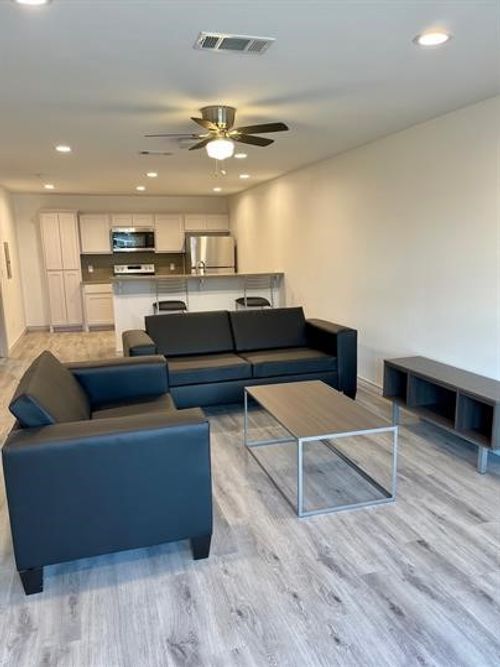 1102-290 S Mcilhaney St, Stephenville, TX, 76401-4100 | Card Image