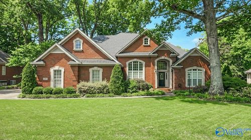 150 Greenlawn Dr Ne, Meridianville, AL, 35759-2425 | Card Image