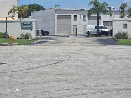 326-13935 Sw 140th St, Miami, FL, 33186-5525 | Card Image