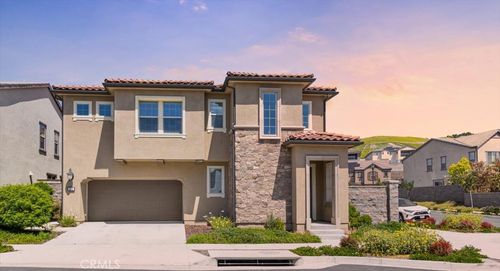 1901 Aliso Canyon Dr, Lake Forest, CA, 92610-3004 | Card Image