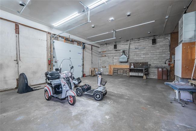 635 Park Ave, House other with 3 bedrooms, 2 bathrooms and 8 parking in Nanaimo BC | Image 4