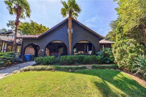 1079 Saint Louis Pl Ne, Atlanta, GA, 30306-4526 | Card Image