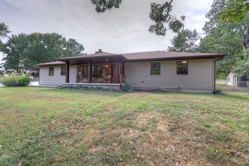 9003 Ginger Ln, Carthage, MO, 64836-8527 | Card Image