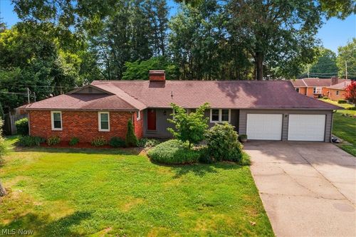 303 Keeler Dr, Marietta, OH, 45750-2057 | Card Image
