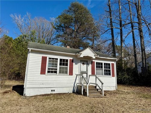 217 Savedge Ave, Wakefield, VA, 23888-2925 | Card Image