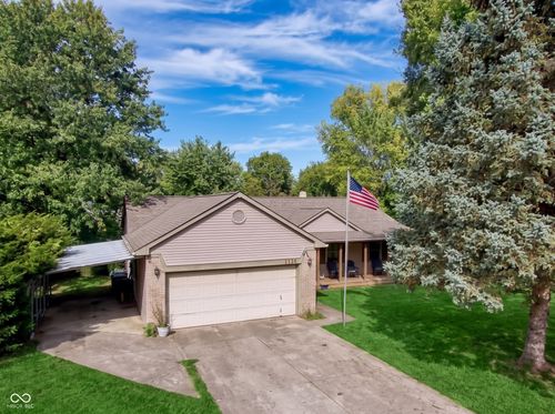 7238 Hearthstone Way, Indianapolis, IN, 46227-7810 | Card Image