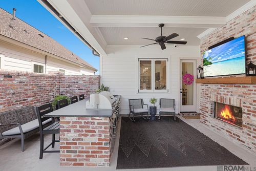 775 Conway Village Blvd, Gonzales, LA, 70737-8213 | Card Image