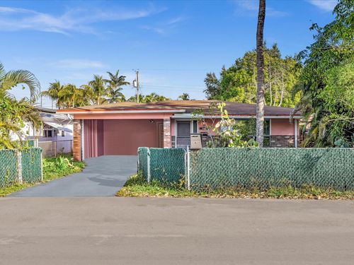 258 Sw 8th St, Dania Beach, FL, 33004-3907 | Card Image