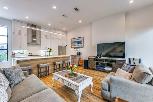 3-1839 Summit Ave, Dallas, TX, 75206-8573 | Card Image