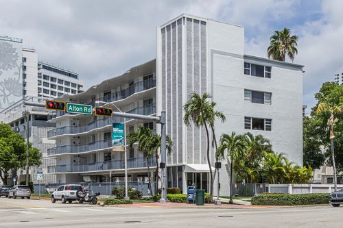 2f-1100 Alton Rd, Miami Beach, FL, 33139-4775 | Card Image