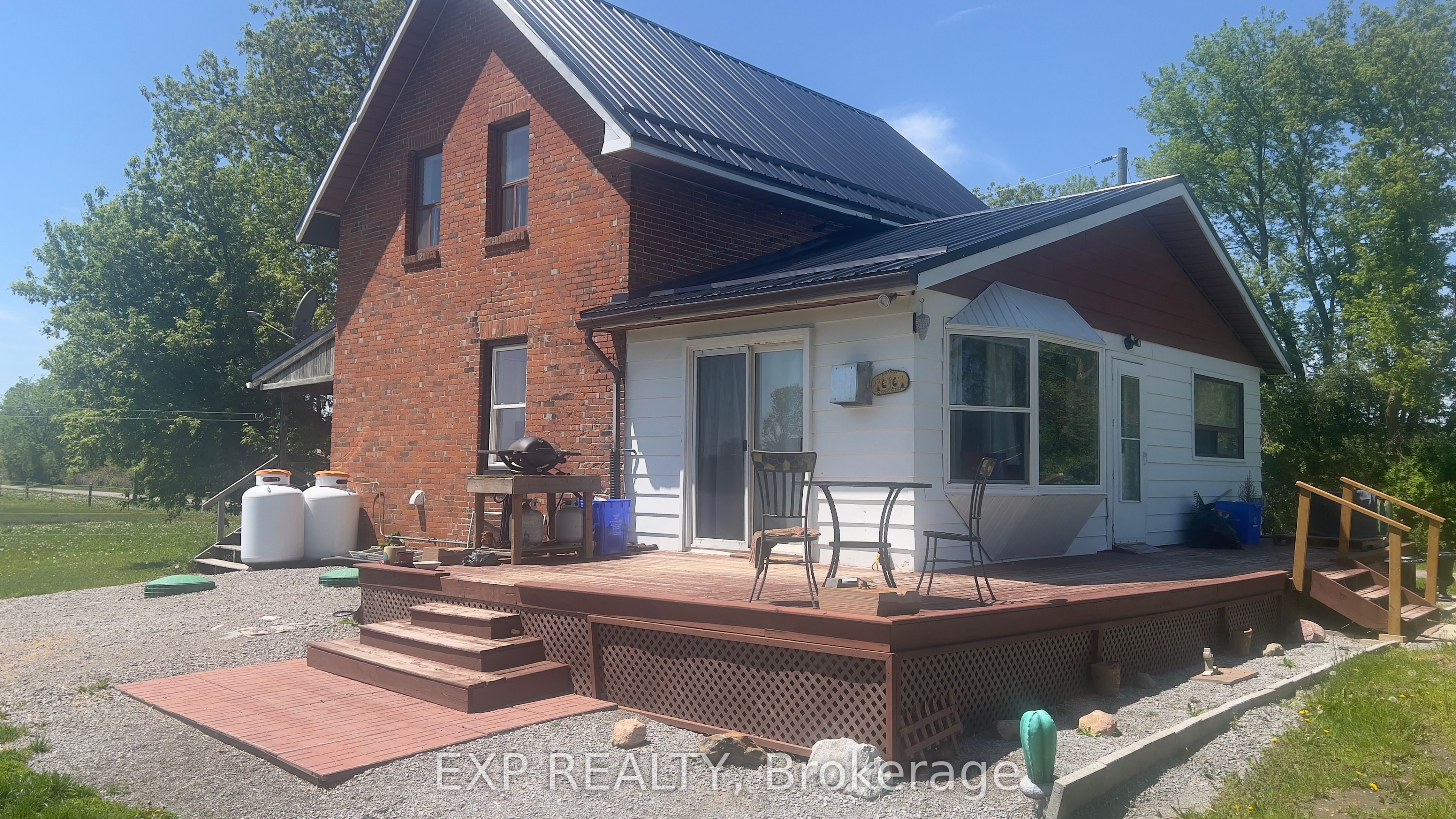 Residential in Uxbridge 2